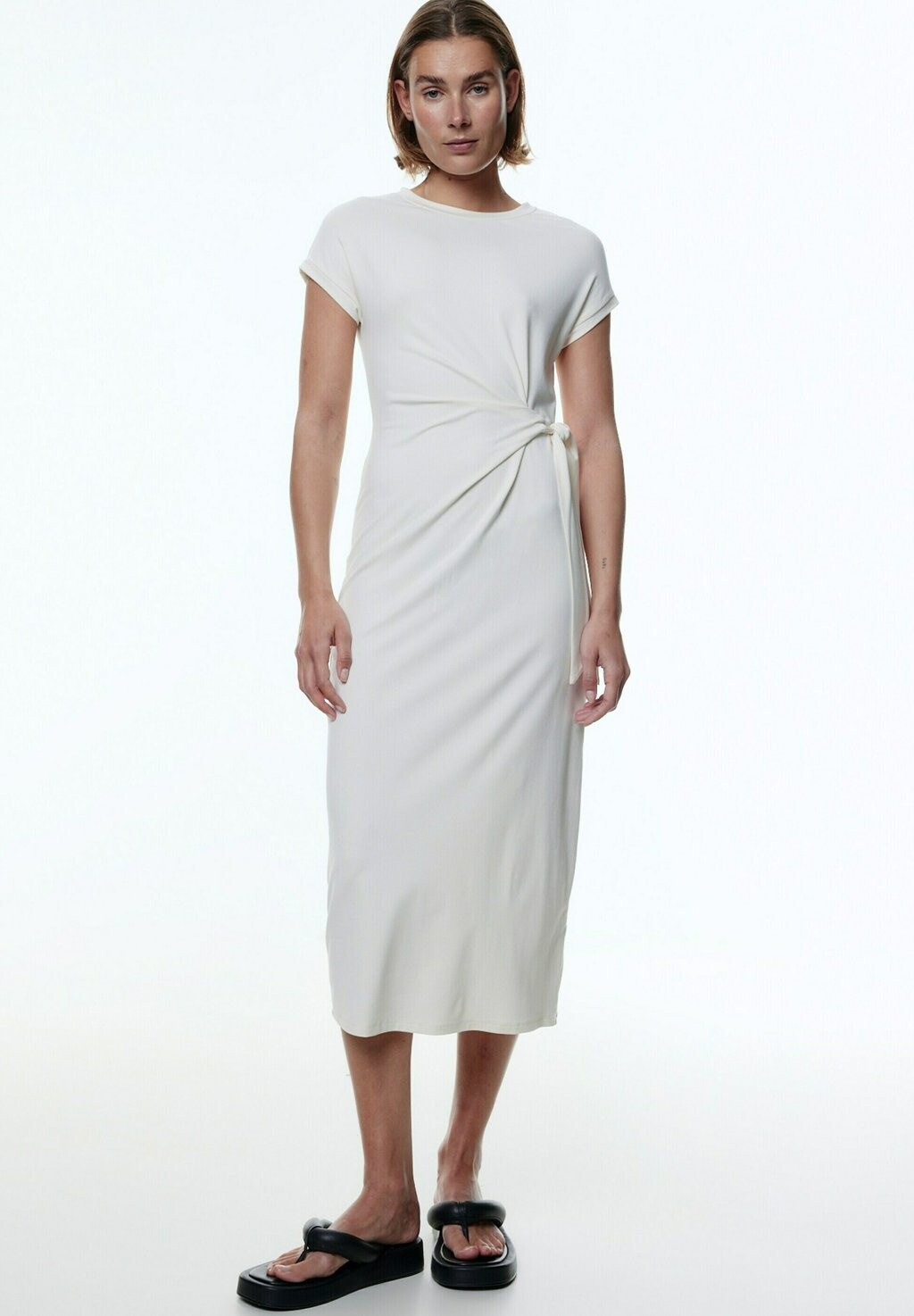 

Платье из джерси MILLA EDITED, цвет beige