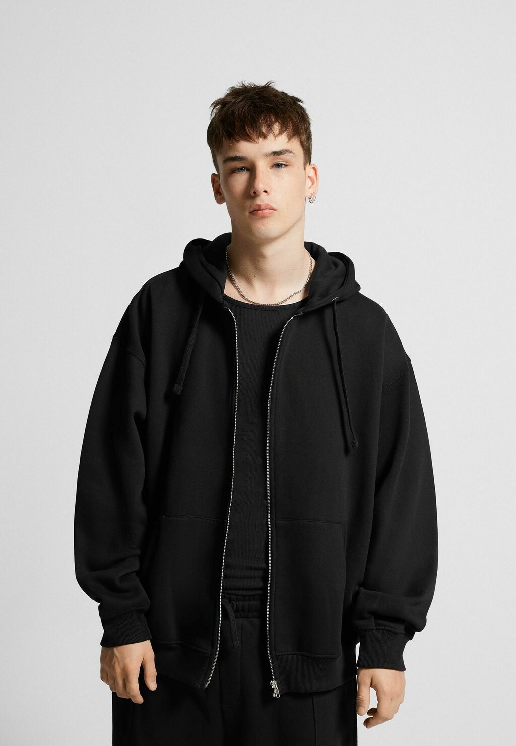 

Свитшот на молнии Bershka, Черный