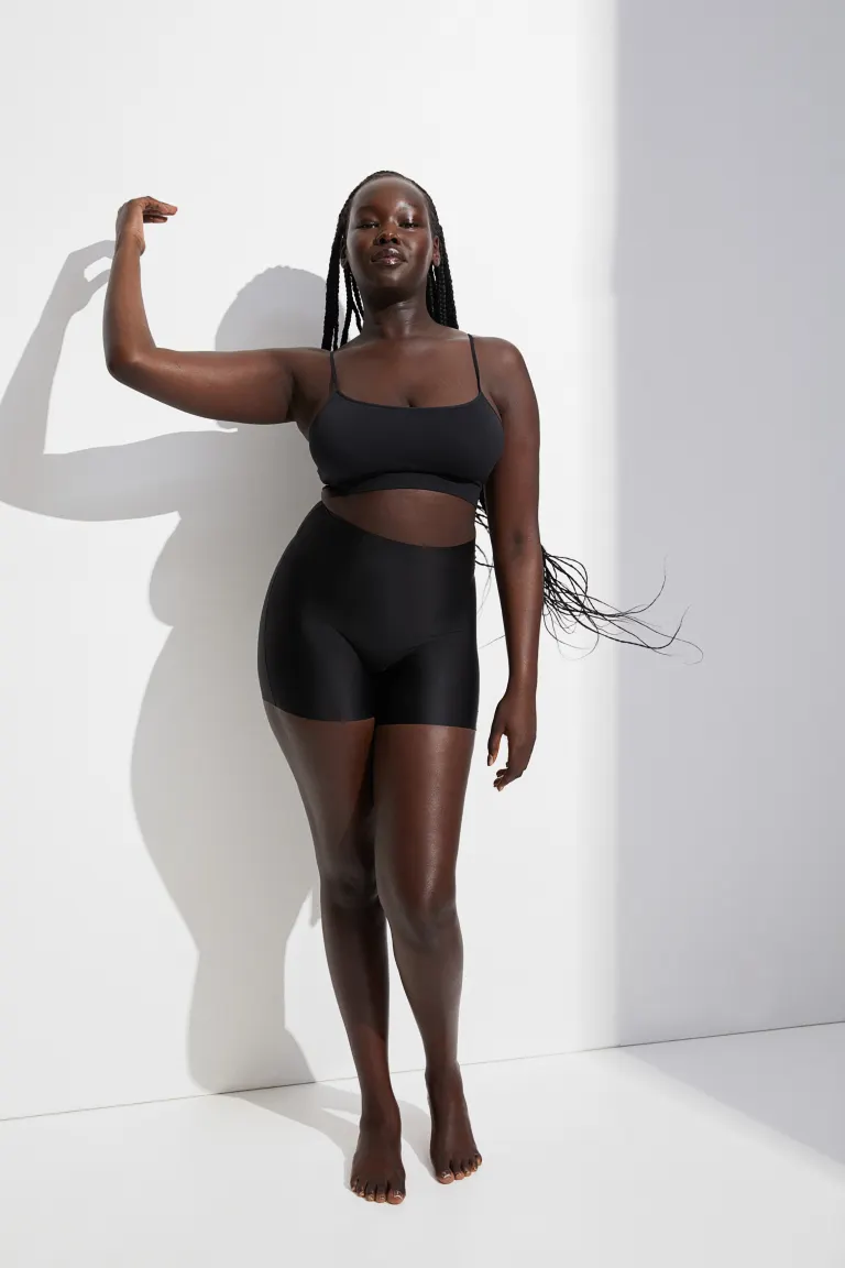 

2 пары корректирующих шорт H&M, черный