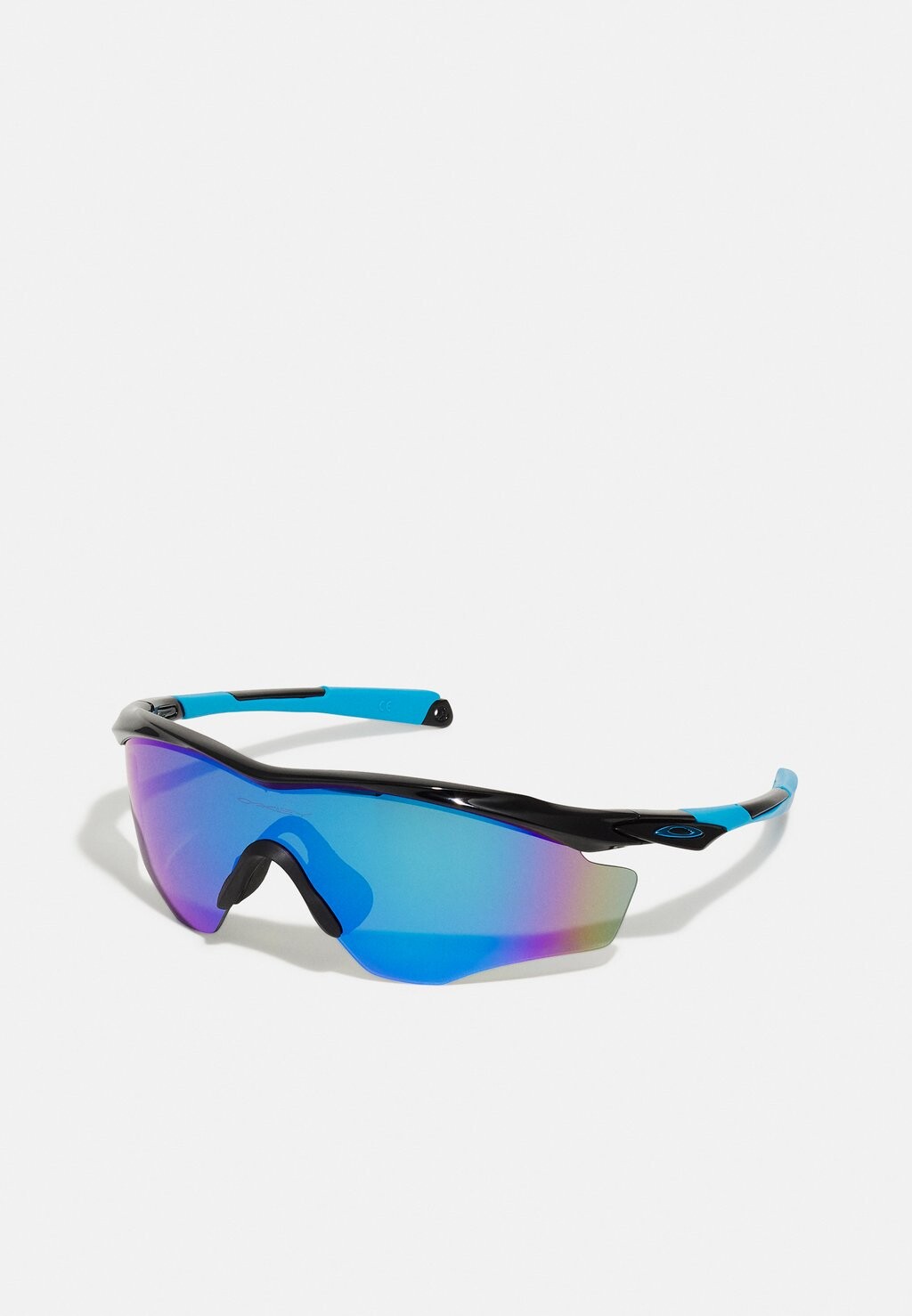 

Спортивные очки Oakley