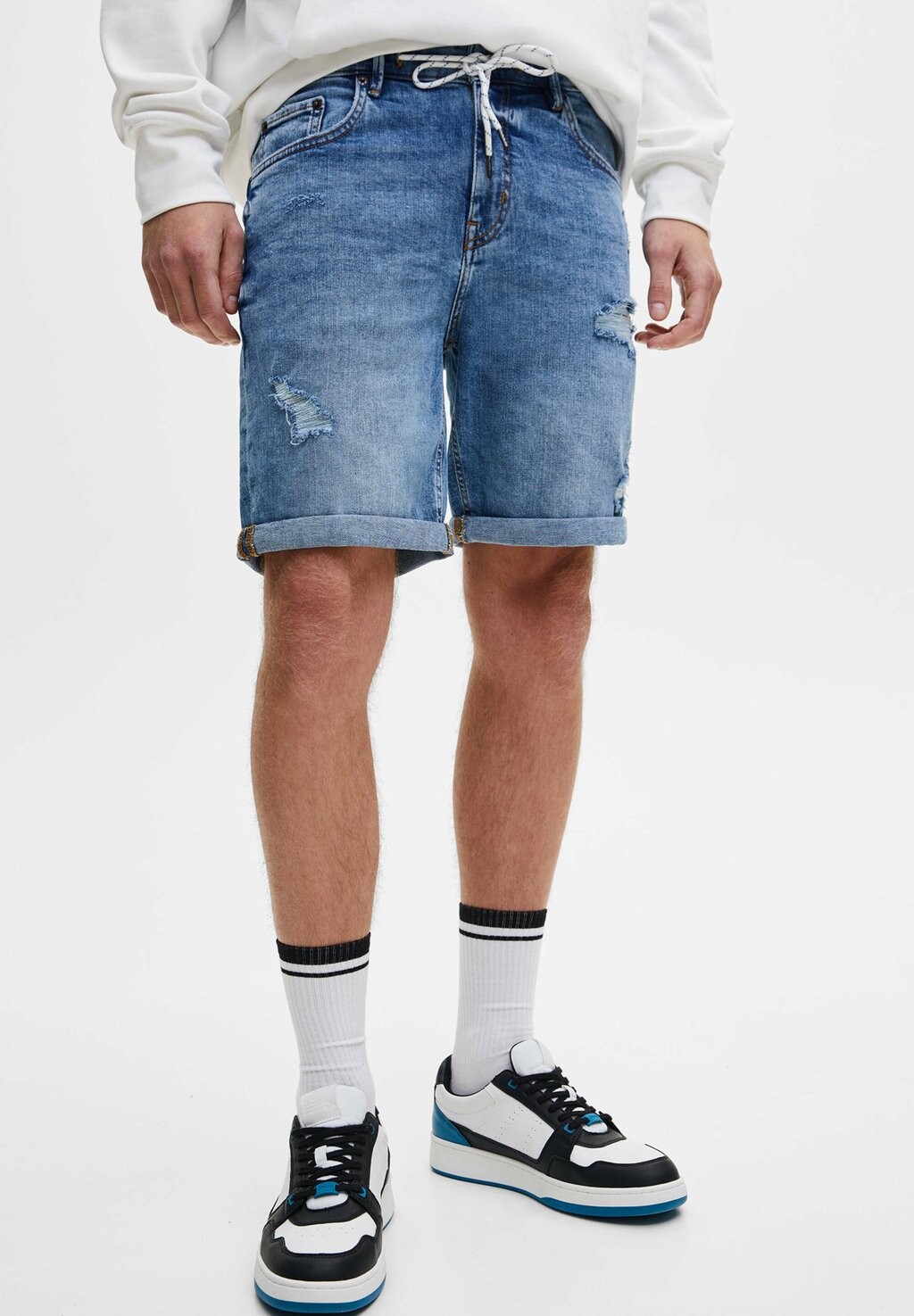 

Джинсовые шорты PULL&BEAR