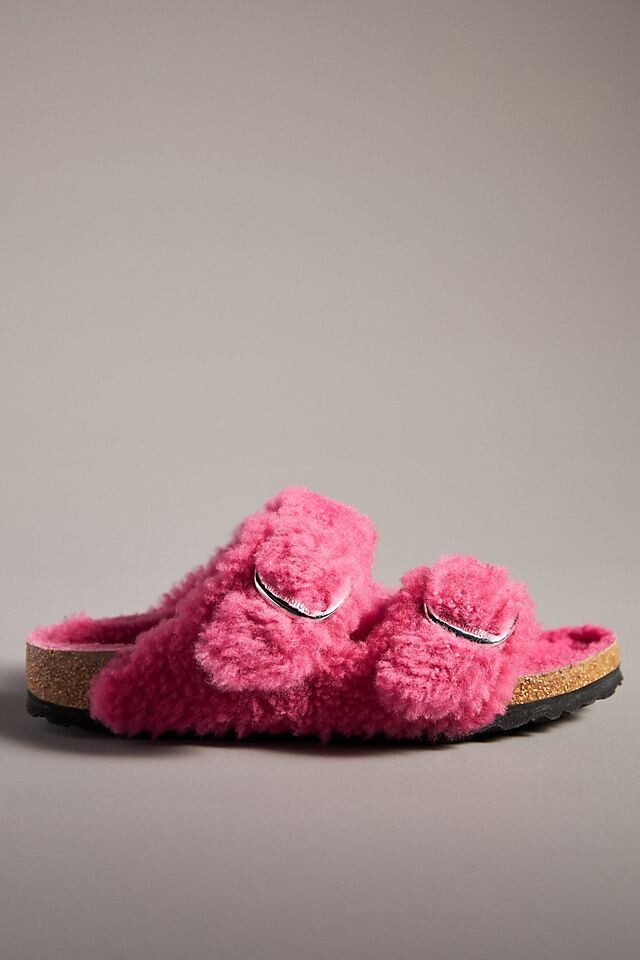 

Сандали с большой пряжкой Birkenstock Arizona из искусственного меха, fuschia tulip teddy