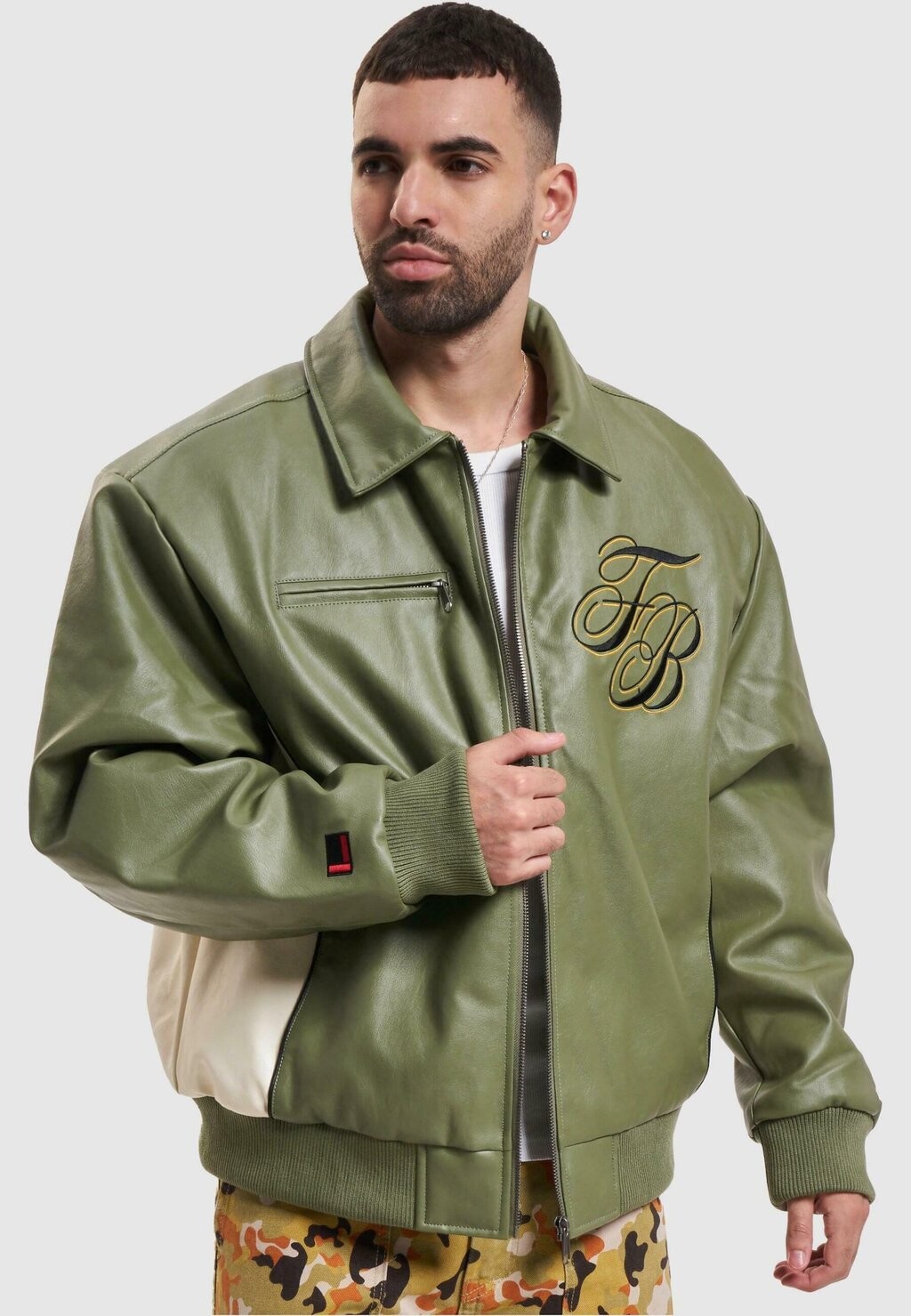 

Кожаная куртка FUBU, цвет olive white