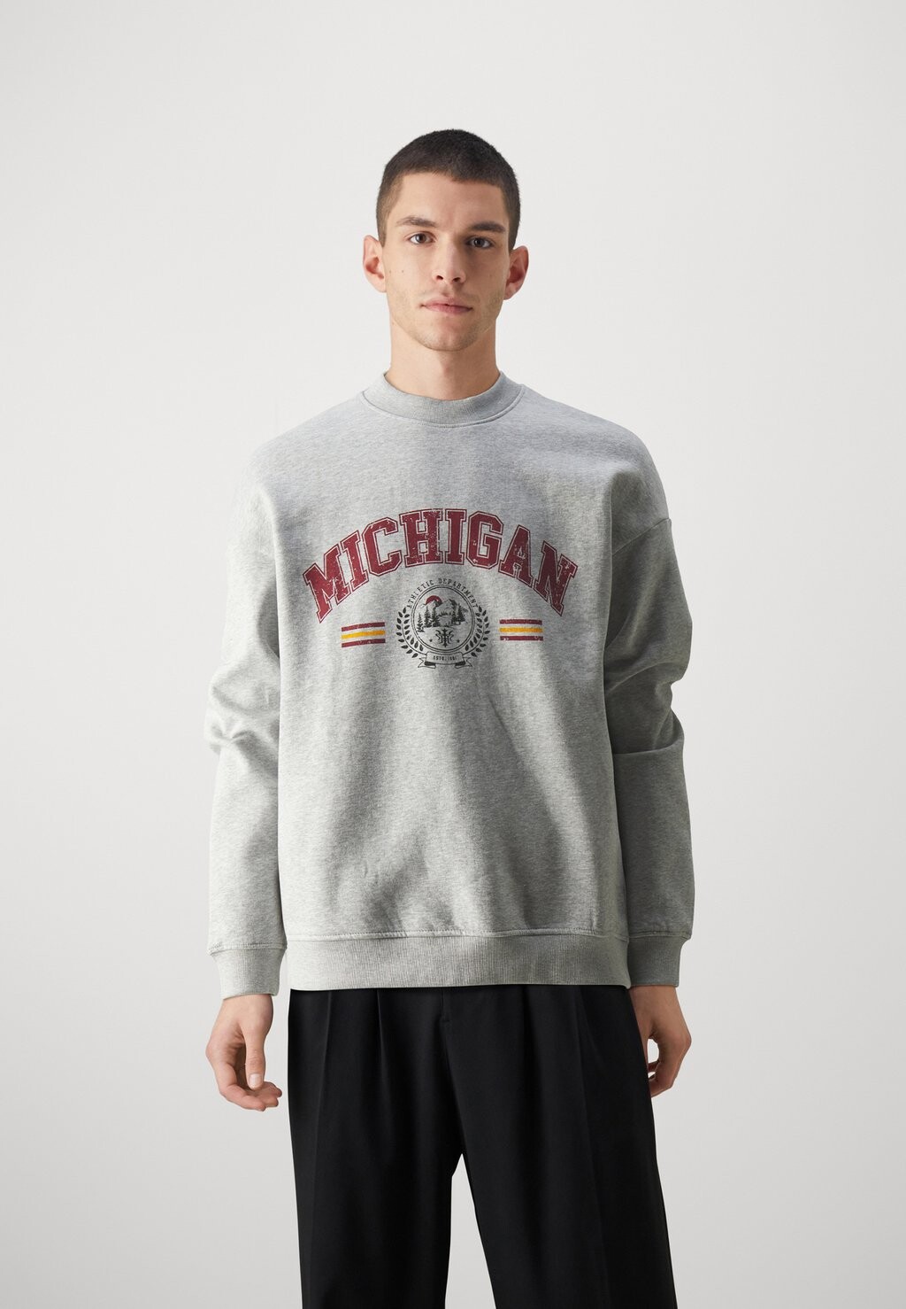 

Толстовка JORMICHIGAN CREWNECK UNISEX Jack & Jones, цвет light grey