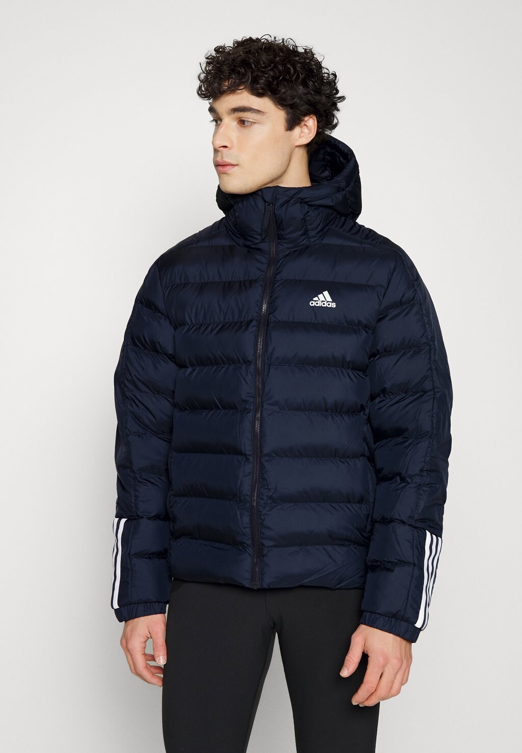 

Куртка зимняя Adidas