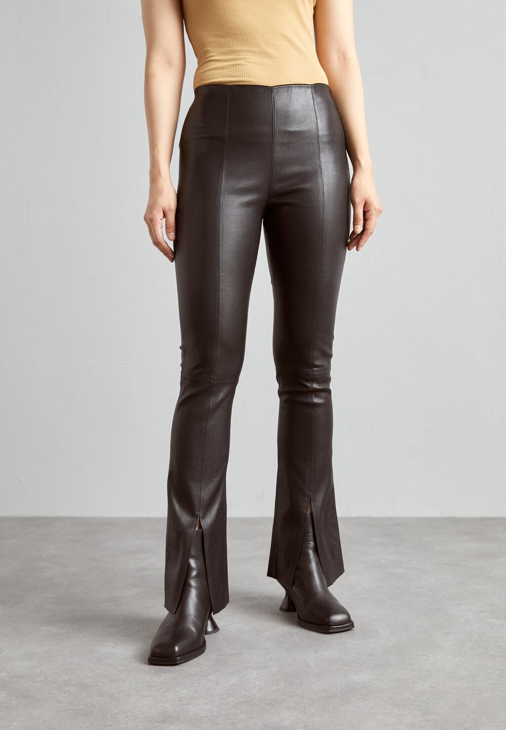 

Кожаные брюки KASSANDRA TROUSERS STUDIO ID, цвет black