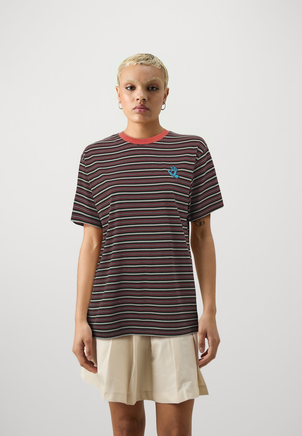 

Принт на футболке MINI HAND STRIPE UNISEX Santa Cruz, разноцветный