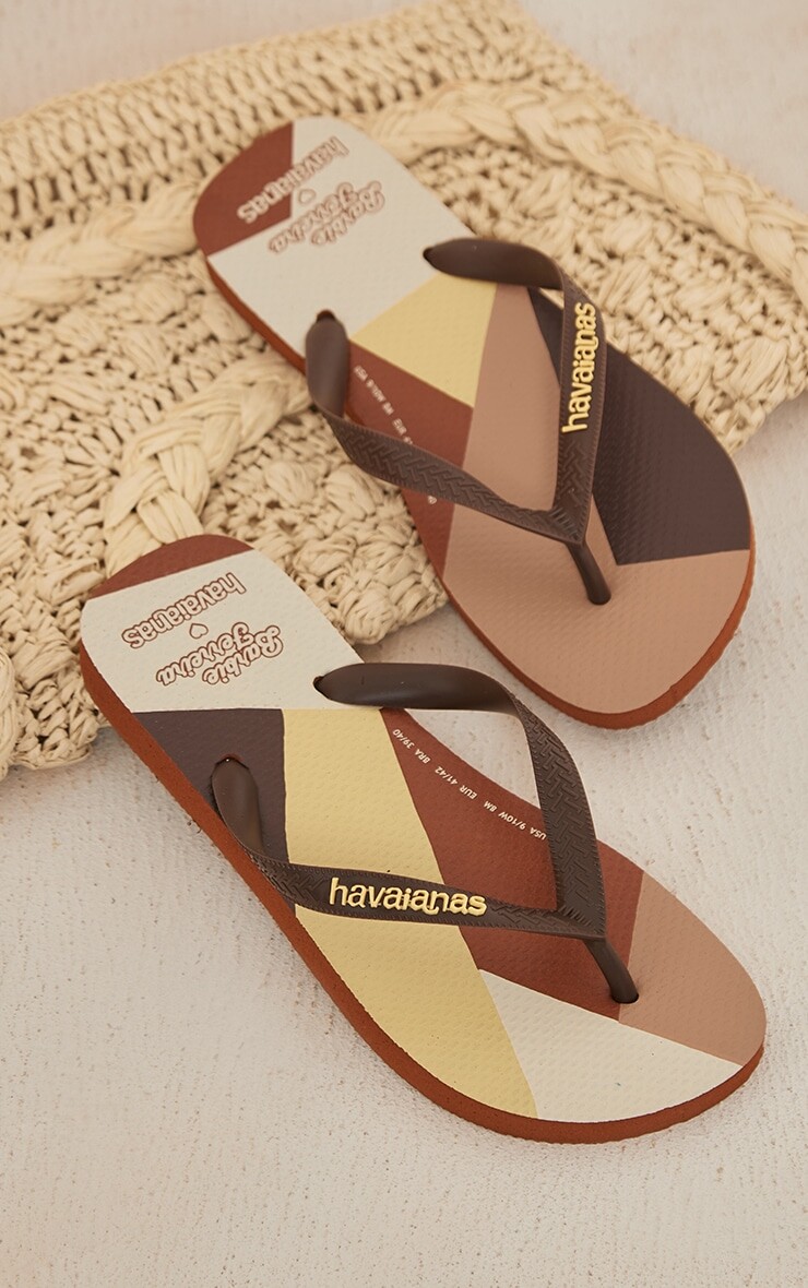 

PrettyLittleThing Темно-коричневые шлепанцы Havaianas