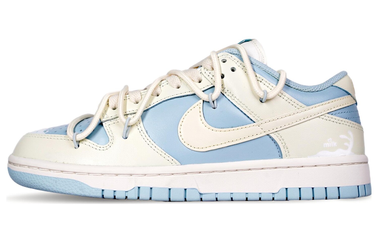 

Женские кроссовки для скейтбординга Nike Dunk SB