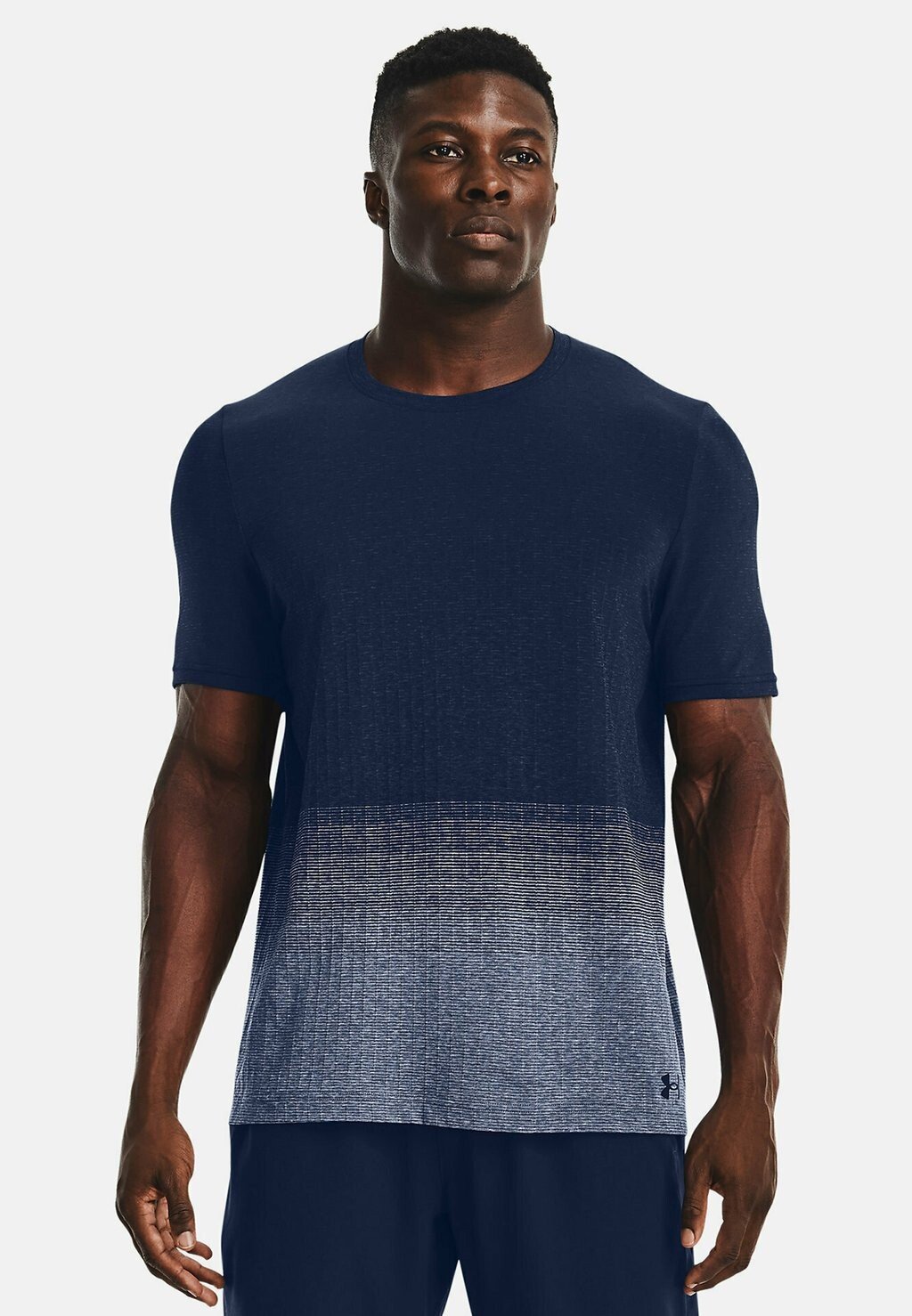 

Футболка с принтом Under Armour, темно-синий