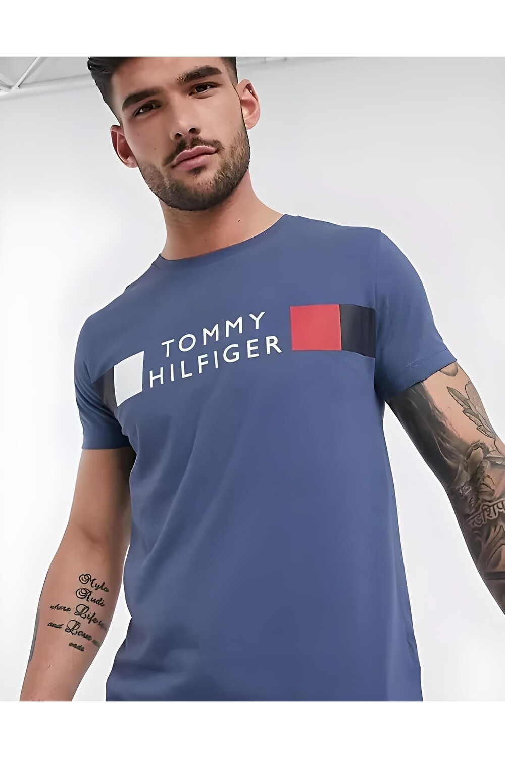 

Футболка Tommy Hilfiger