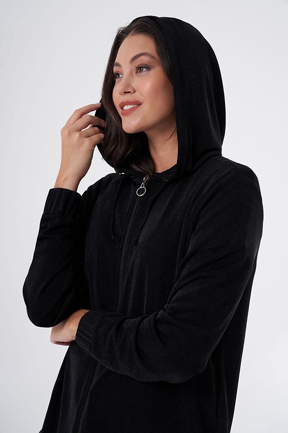 

Черный свитшот с капюшоном Buzzy Mizalle