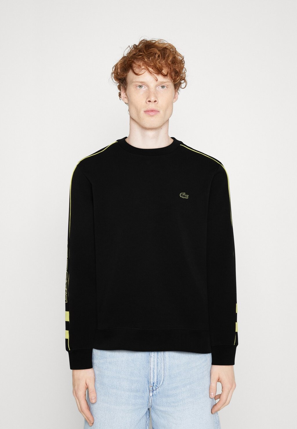 

Толстовка Lacoste, черный/лимейра
