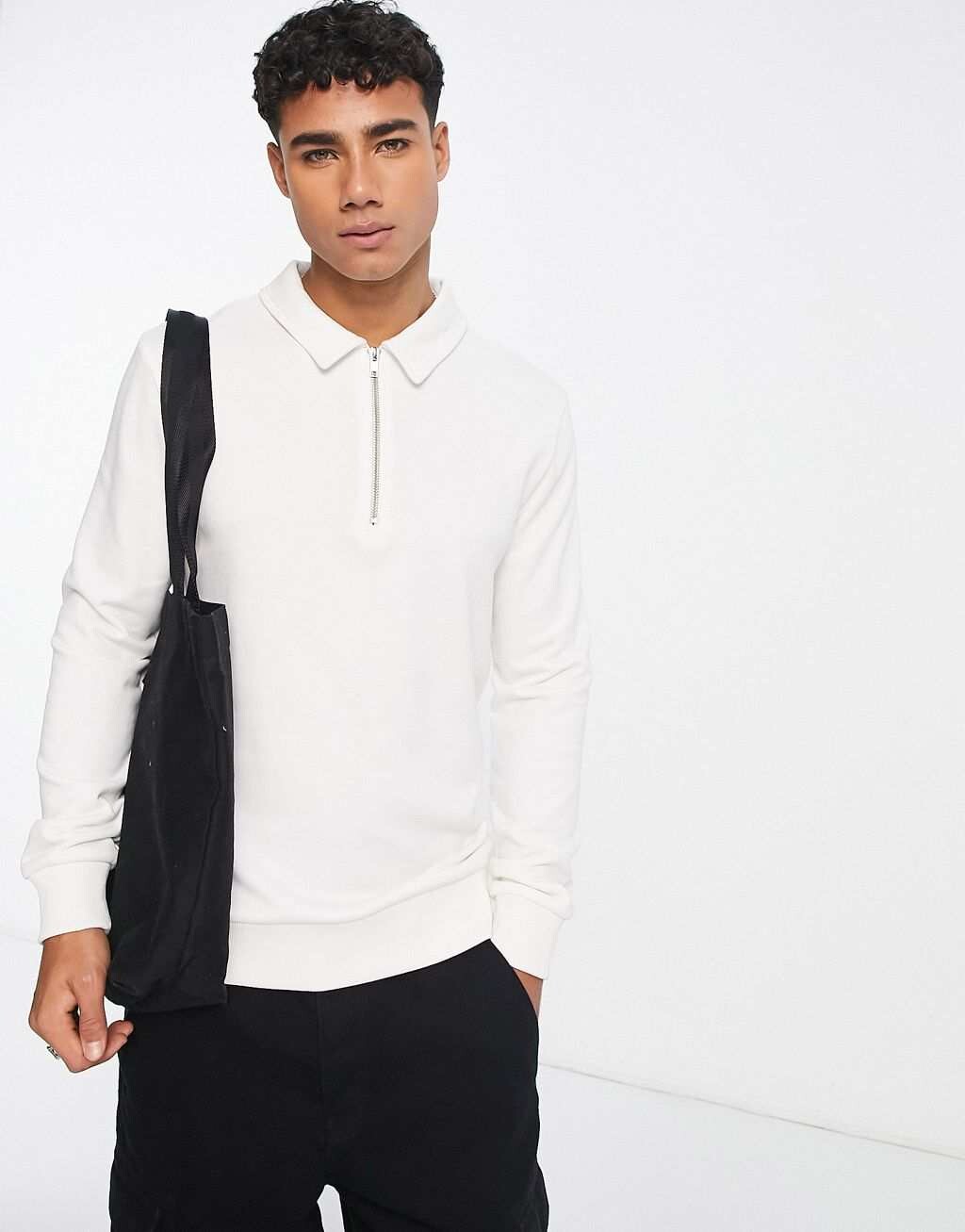 

Мягкий белый свитшот-поло на молнии ASOS DESIGN