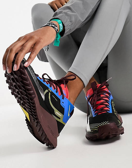 

Черные и основные кроссовки Nike Running React Pegasus Trail 4 Gore-Tex