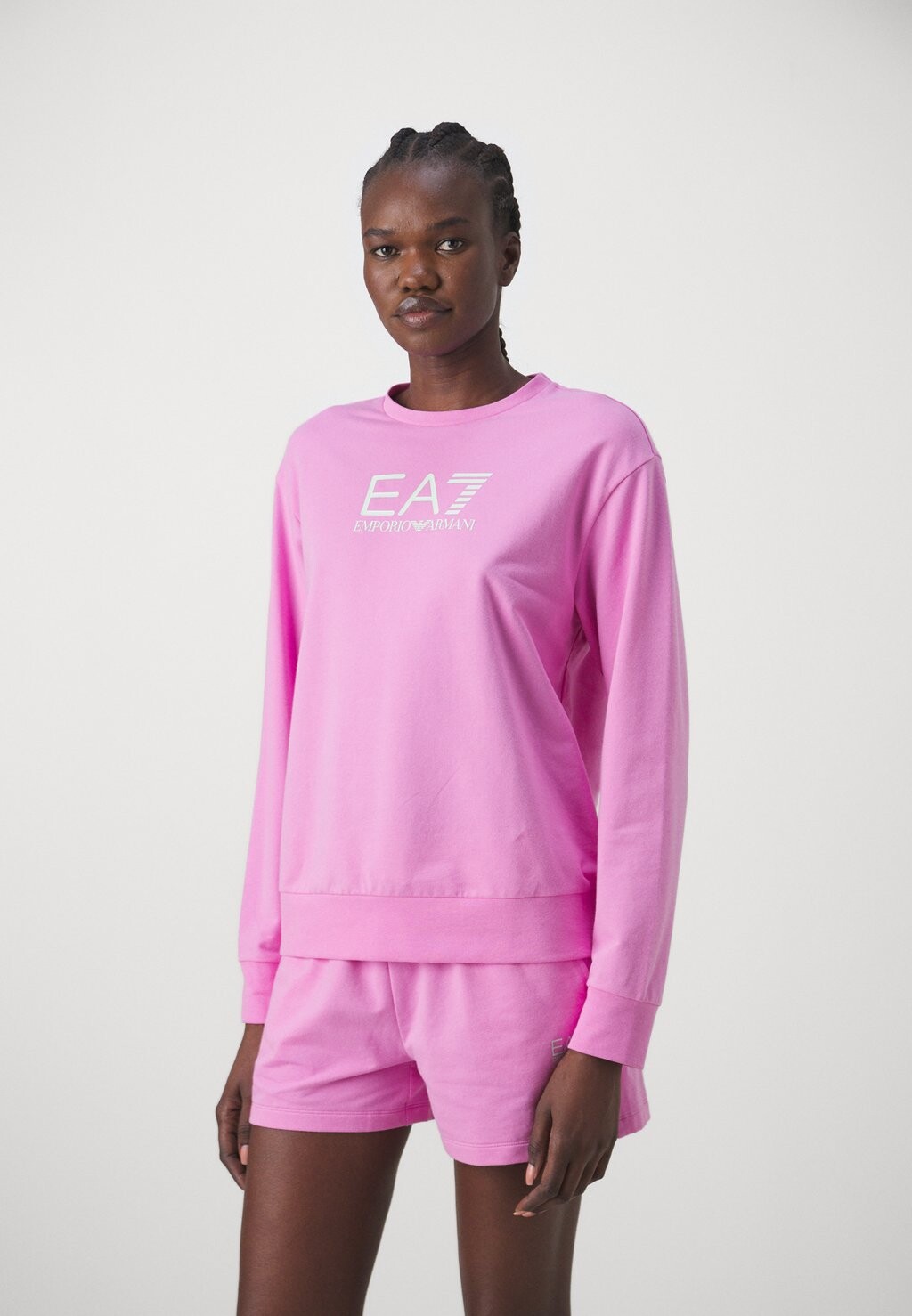 

Спортивный костюм EA7 Emporio Armani, розовый