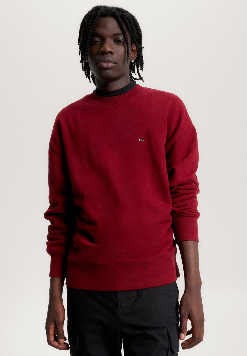 

Толстовка НАЗАД ЛОГОТИП APPLIQUÉ RELAXED Tommy Jeans, румяный