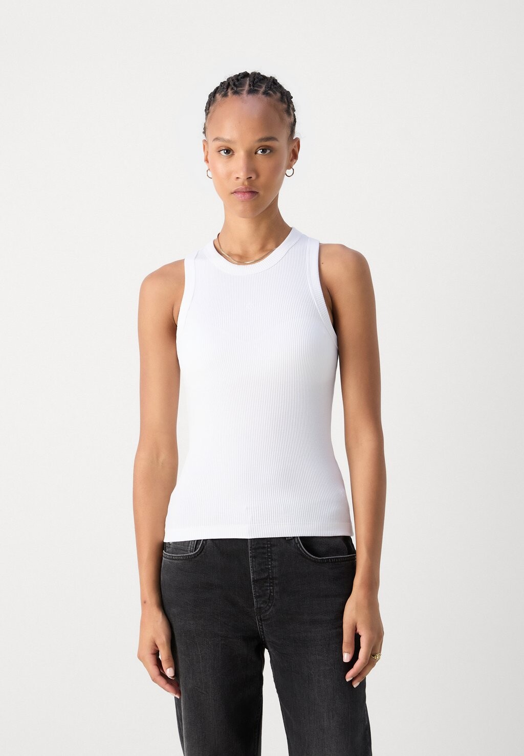 

Топ CORE RACER TANK Scotch & Soda, белый
