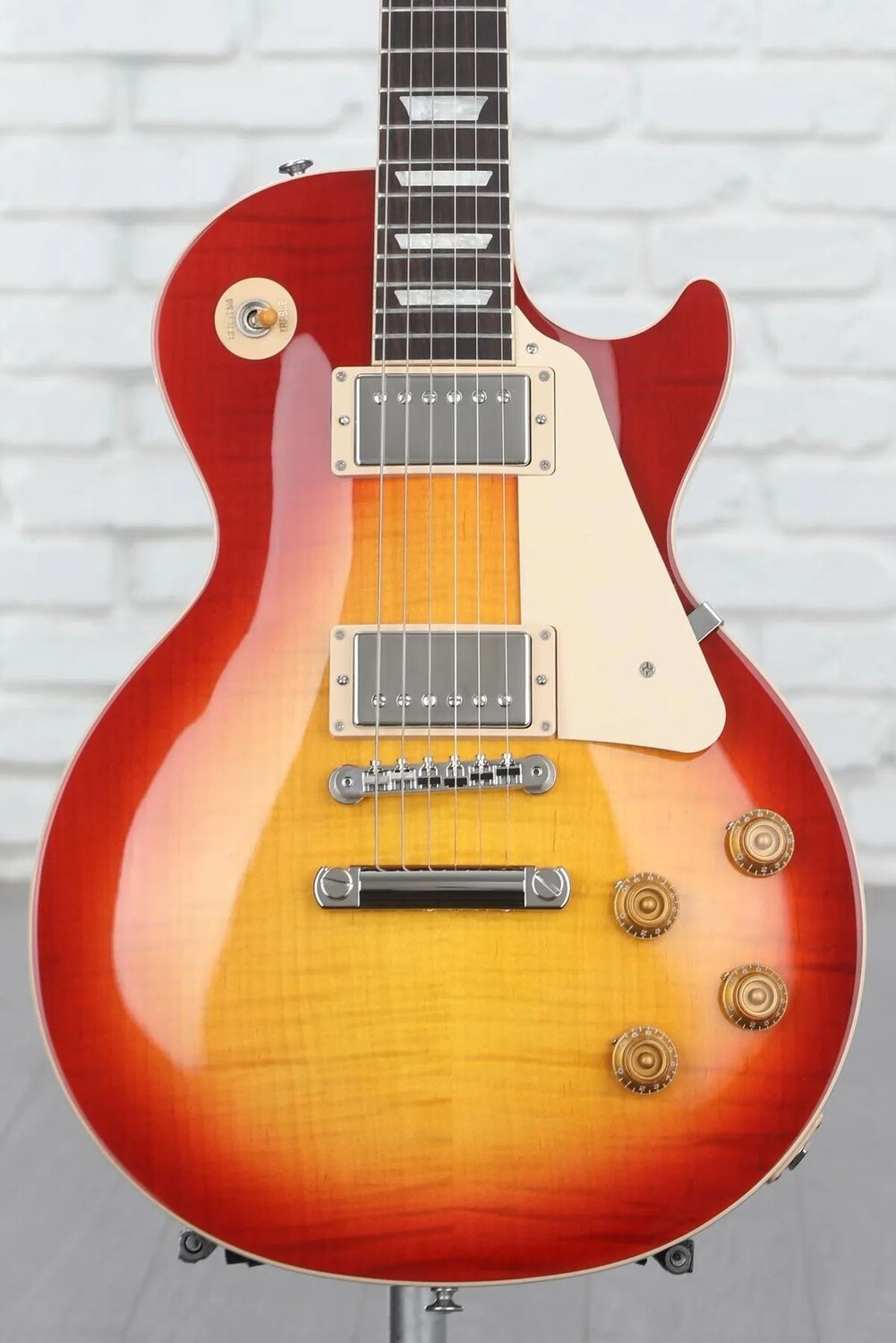 

Лучшая электрогитара Gibson Les Paul Standard '50s AAA — Heritage Cherry Sunburst, эксклюзив Sweetwater