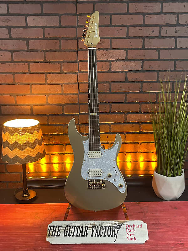 

Электрогитара Ibanez KRYS10 Scott LePage Signature Electric Guitar - Gold