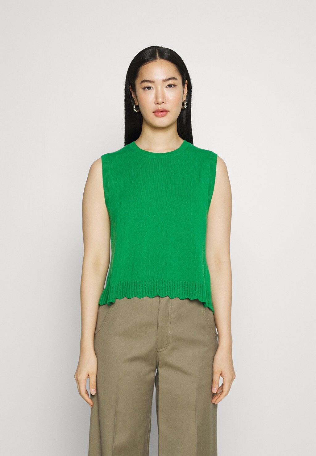 

Топ FTC Cashmere