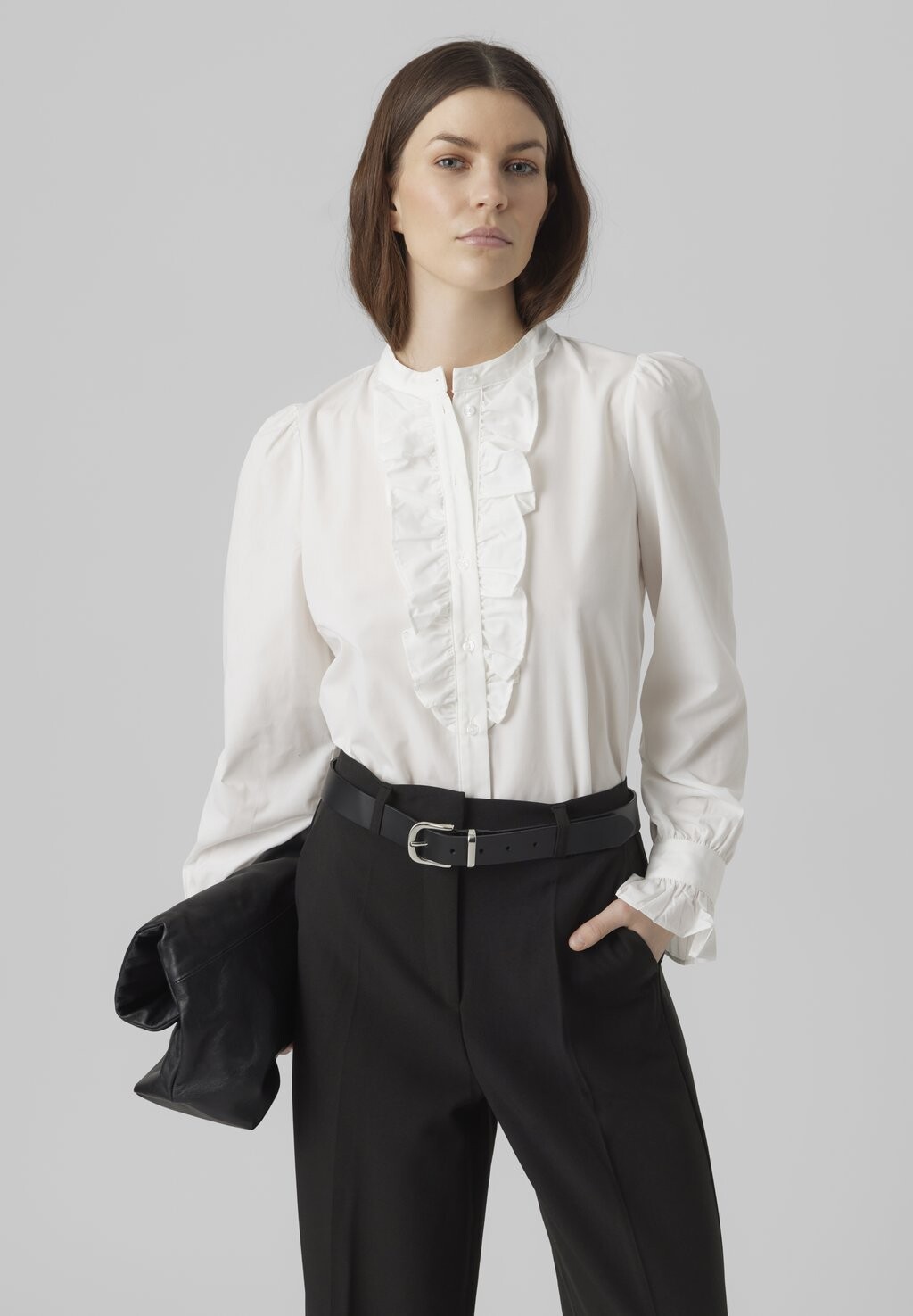 

Рубашка Vero Moda с рюшами, белый