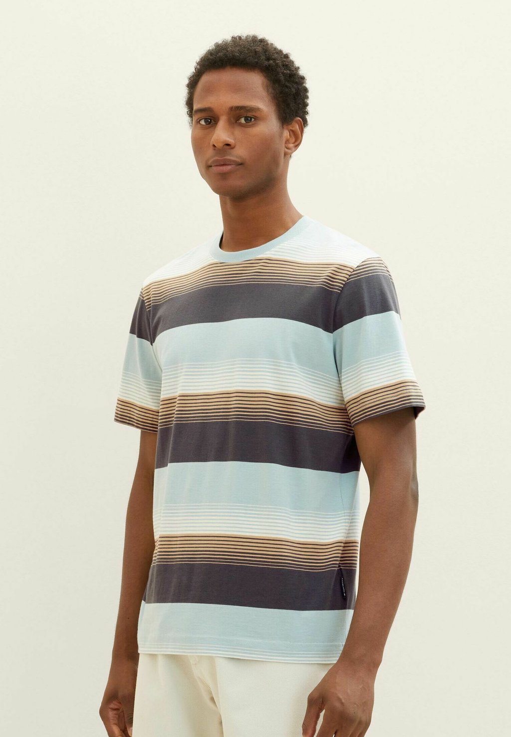 

Футболка с принтом TOM TAILOR, цвет blue multi gradient stripe