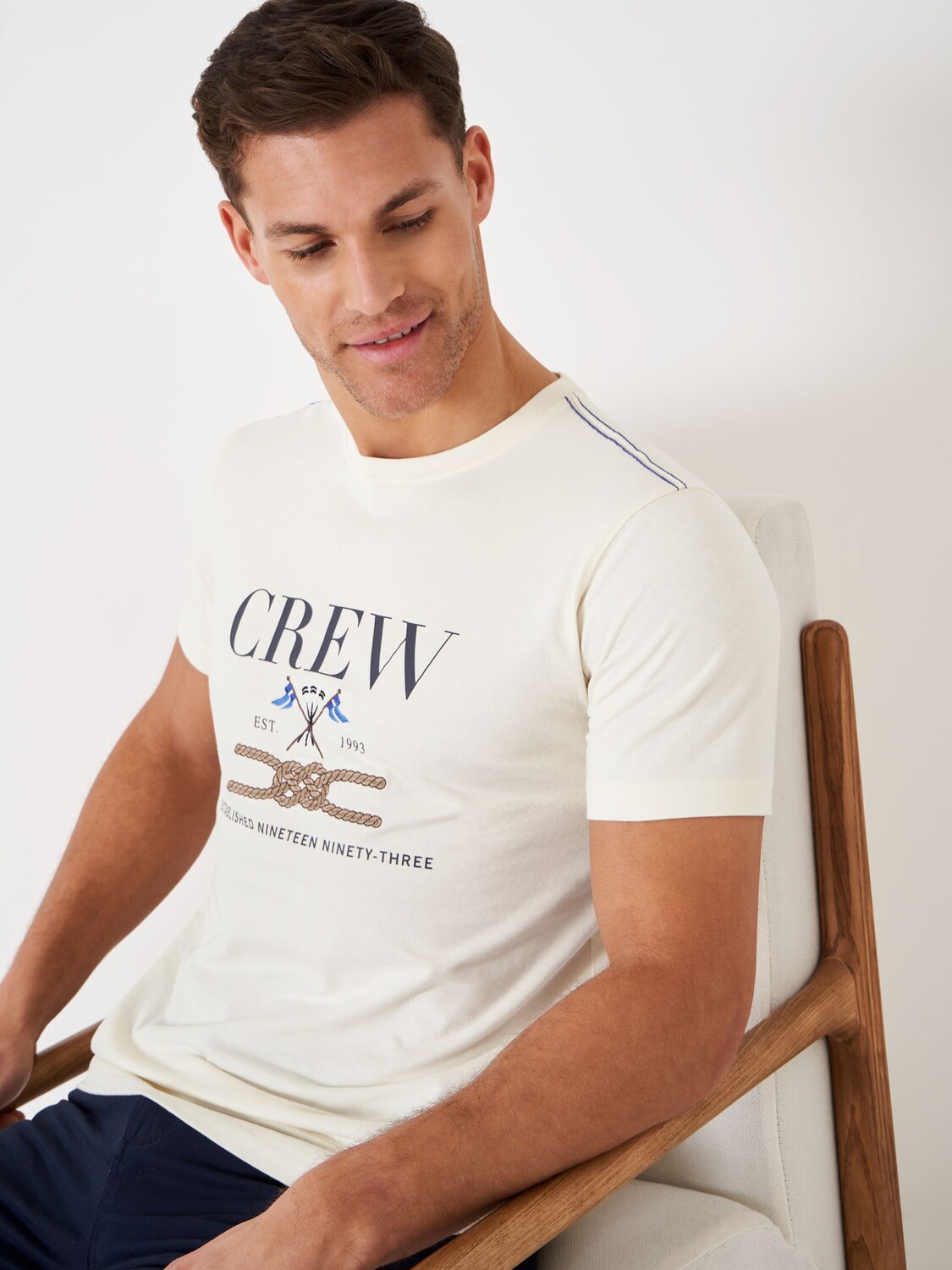 

Футболка с рисунком Crew Clothing, кремовая, Бежевый