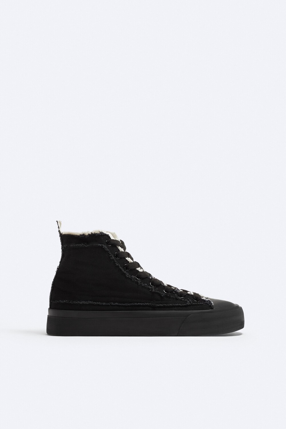 

Высокие кроссовки из джинсовой ткани Zara, черный