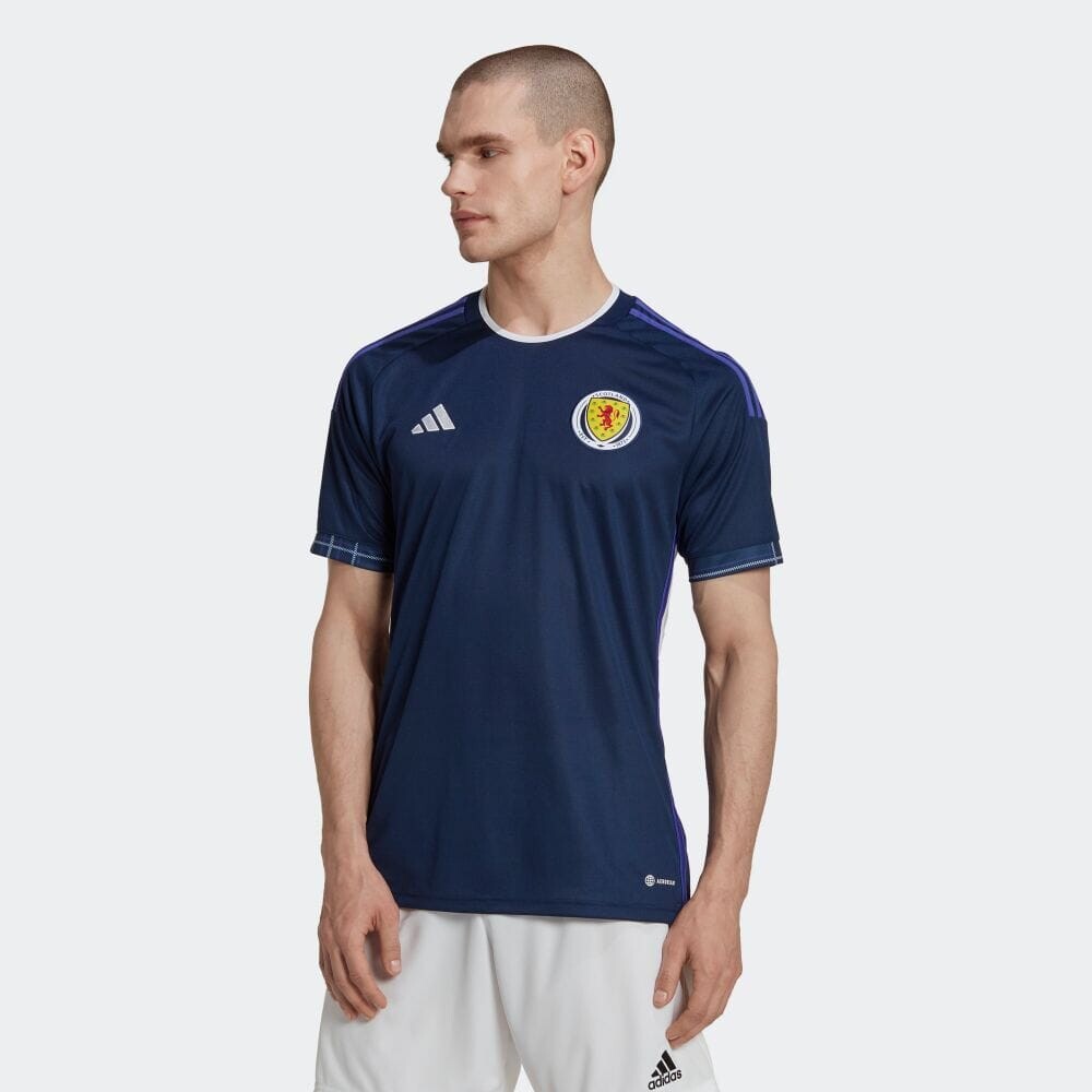 

Футболка униформа Adidas HC4171