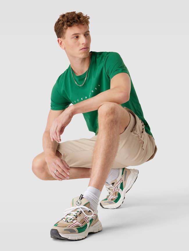

Футболка из хлопка с деталью лейбла, модель FONT Jack & Jones, зеленый