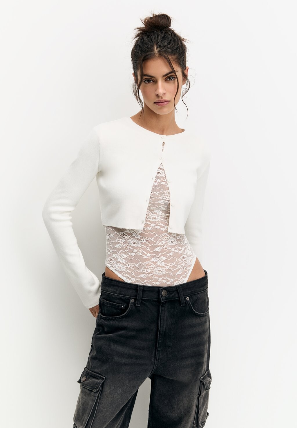 Кардиган BUTTONED PULL&BEAR, цвет white