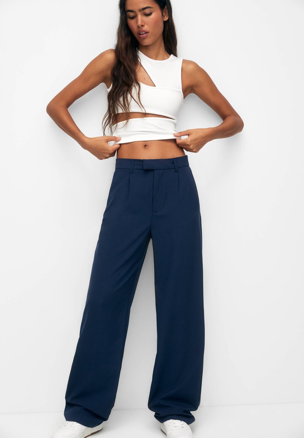 

Брюки PULL&BEAR, темно-синий