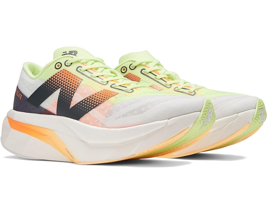 Кроссовки New Balance FuelCell SuperComp Elite v4, белый