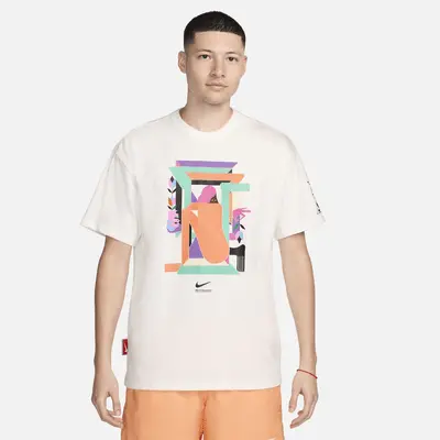 

Футболка Nike Sportswear, цвет Sail/Emerald Rise