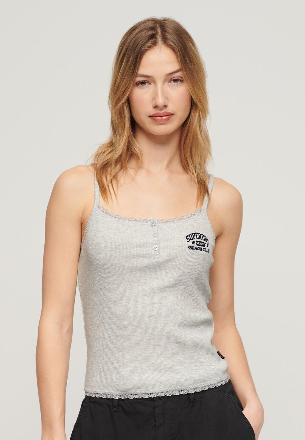 

Топ ATHLETIC ESSENTIALS BUTTON DOWN Superdry, светло-серый