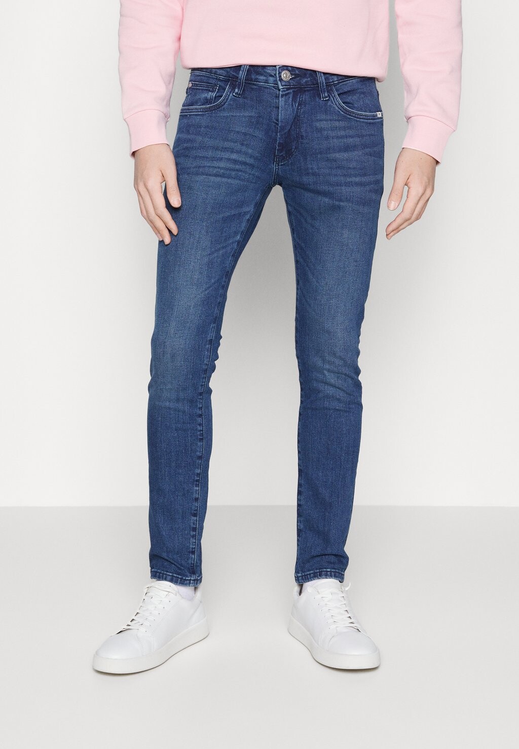

Джинсы Slim fit TOM TAILOR