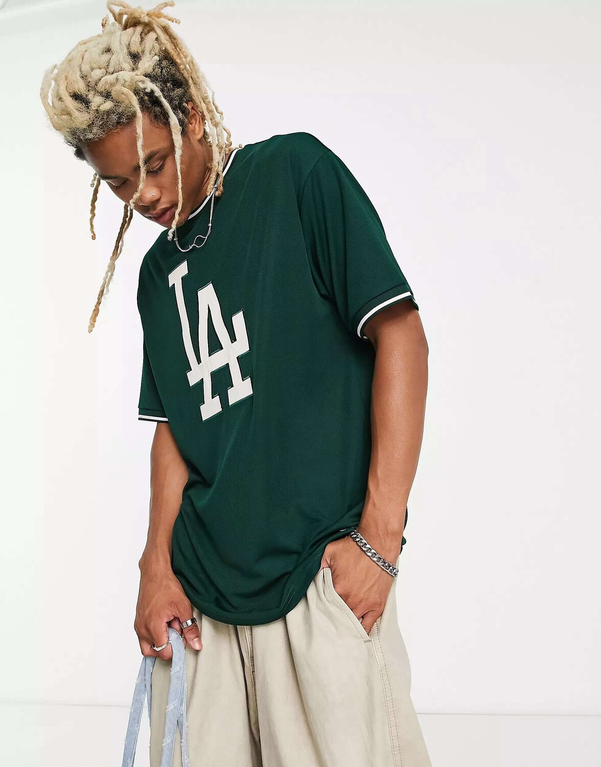 

Зеленая сетчатая футболка с аппликацией New Era LA Dodgers эксклюзивно для ASOS, Зеленый