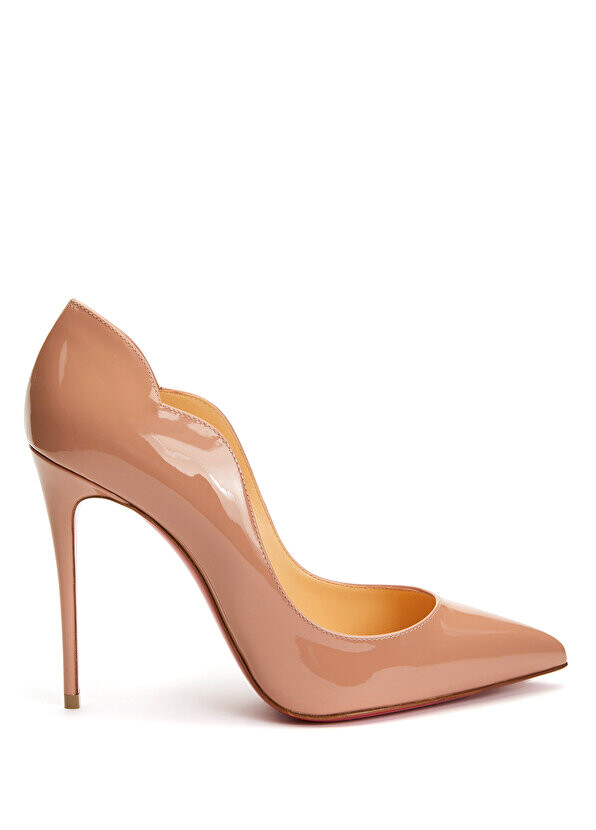 

Кожаные туфли на шпильке телесного цвета Christian Louboutin