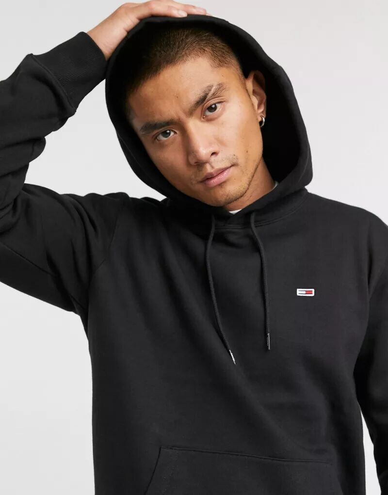 

Черная толстовка с логотипом Tommy Jeans