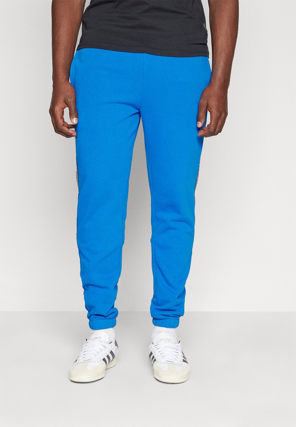 

Спортивные брюки Grober Napapijri, цвет blue lapis