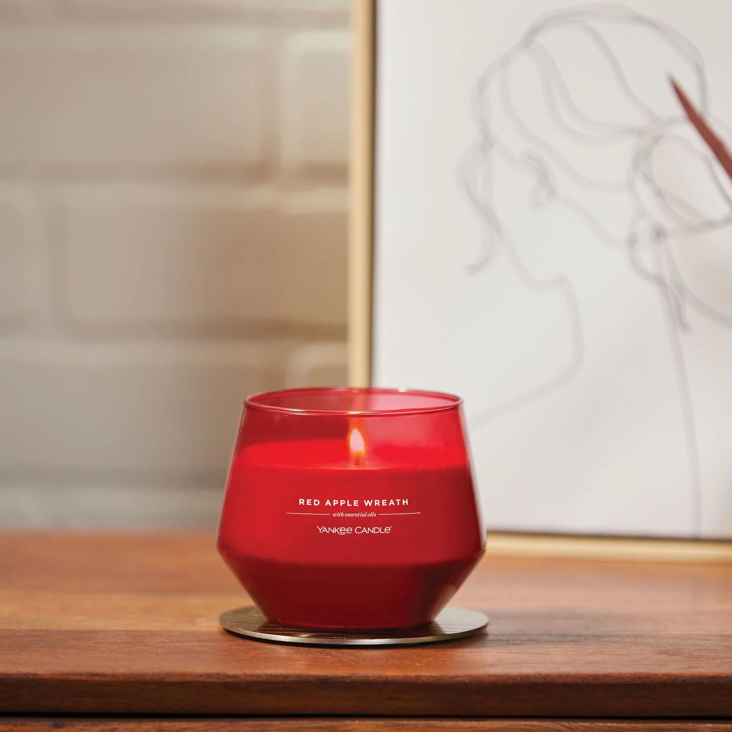 

Свеча Yankee Red Apple Wreath Studio Collection Jar Candle