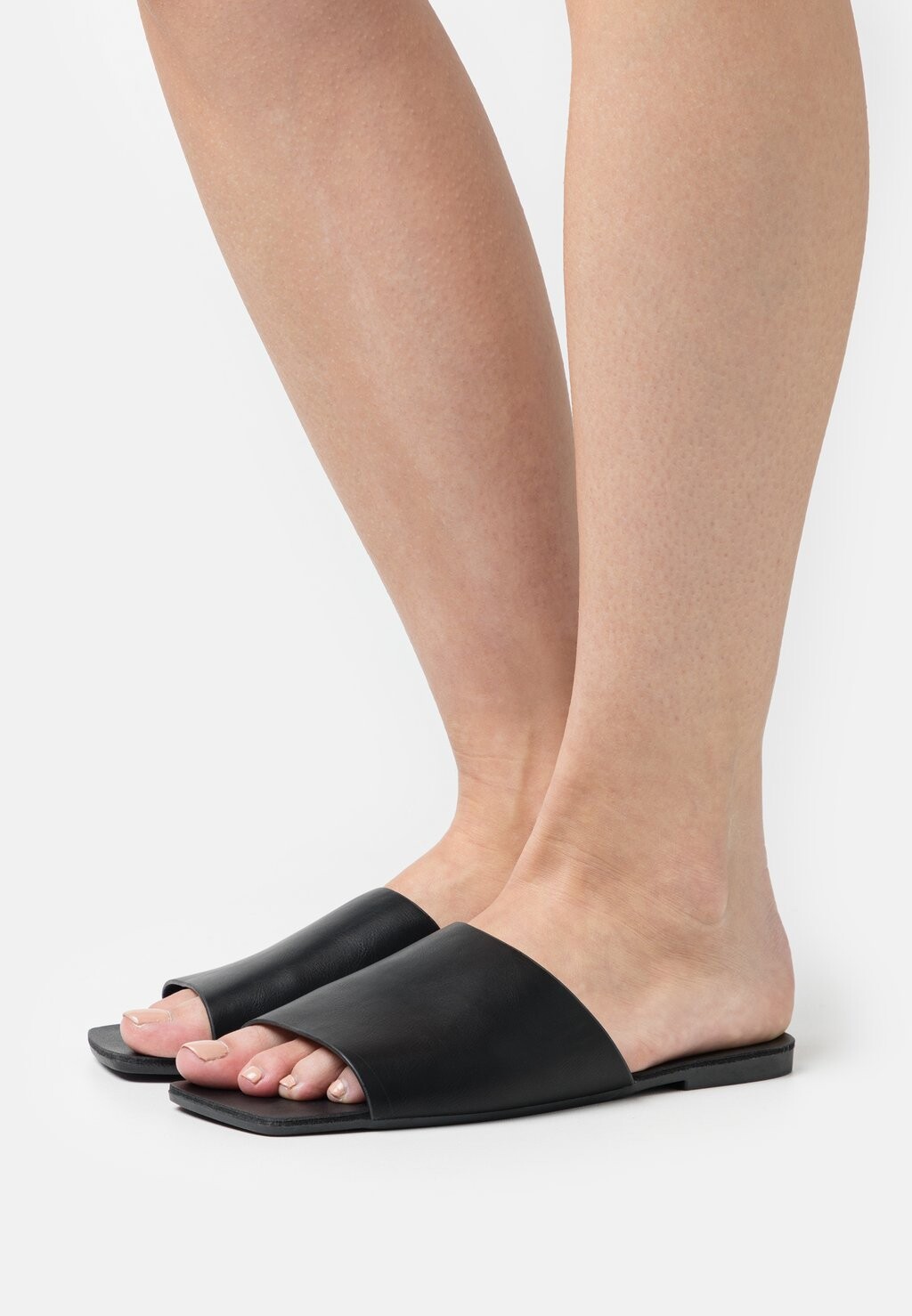 

Шлепанцы Rubi Shoes by Cotton On, черный