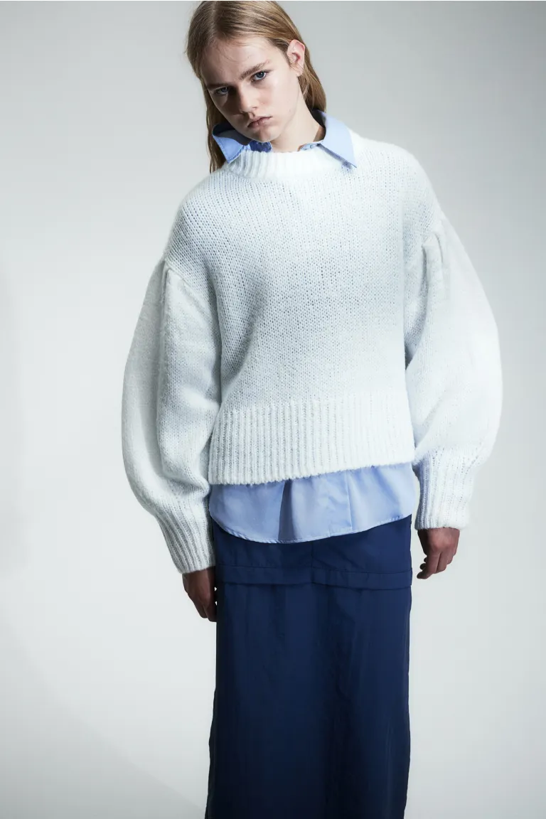 

Свитер с объемными рукавами H&M, белый