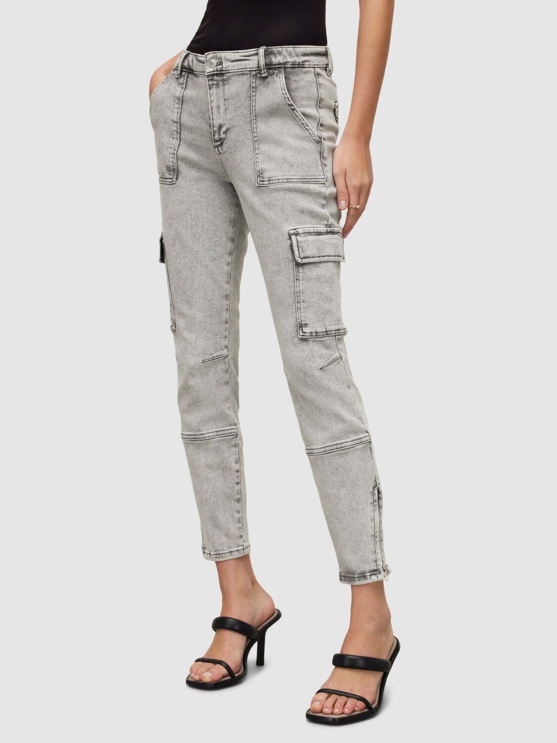 

Джинсы-карго скинни AllSaints Duran, снежно-серый