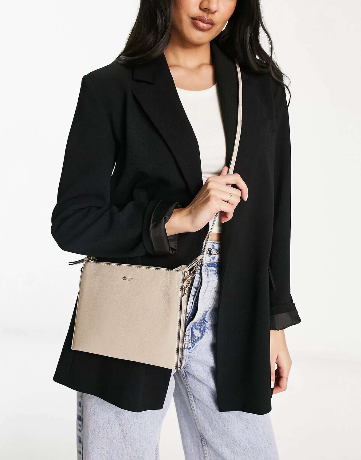 

Белая кожаная сумка через плечо Paul Costelloe