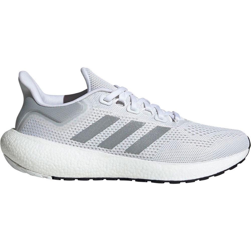 

Кроссовки adidas Pureboost 22, белый