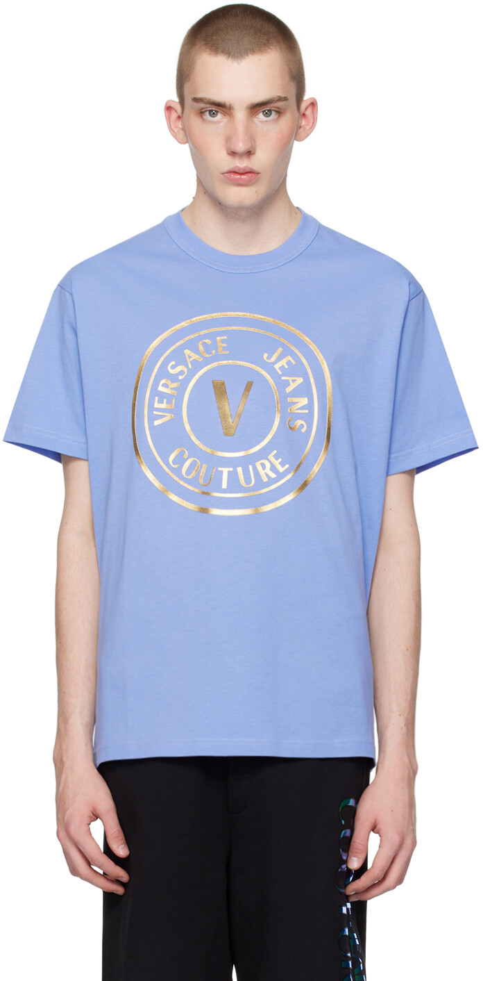 

Синяя футболка с V-образной эмблемой Versace Jeans Couture, цвет Bonnie light blue/Gold