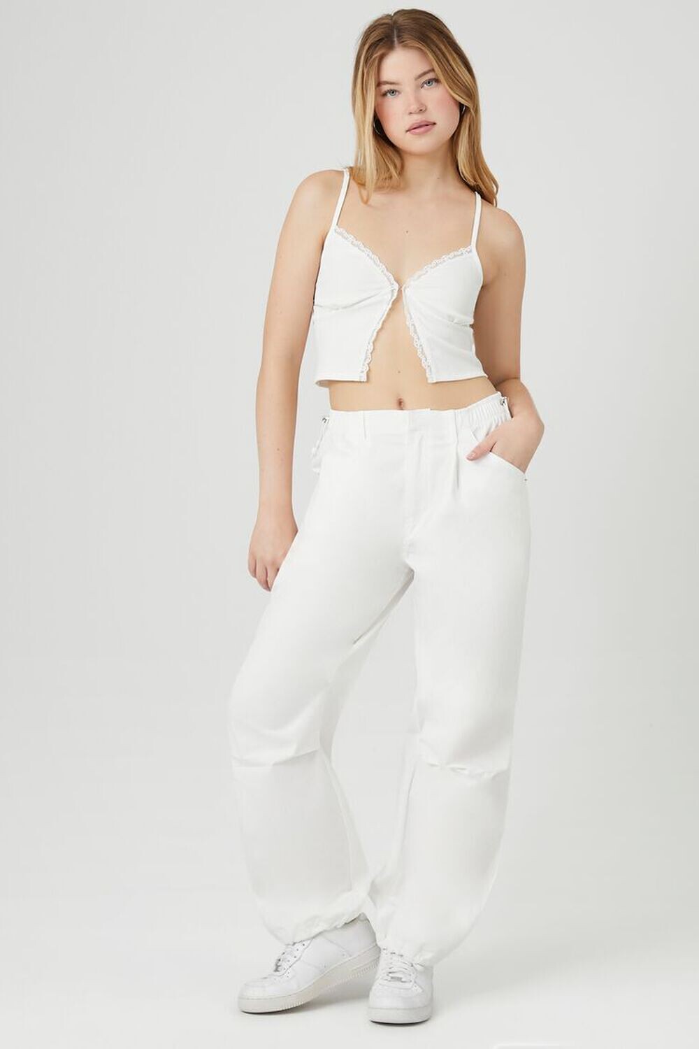

Широкие брюки карго из твила Forever 21, белый