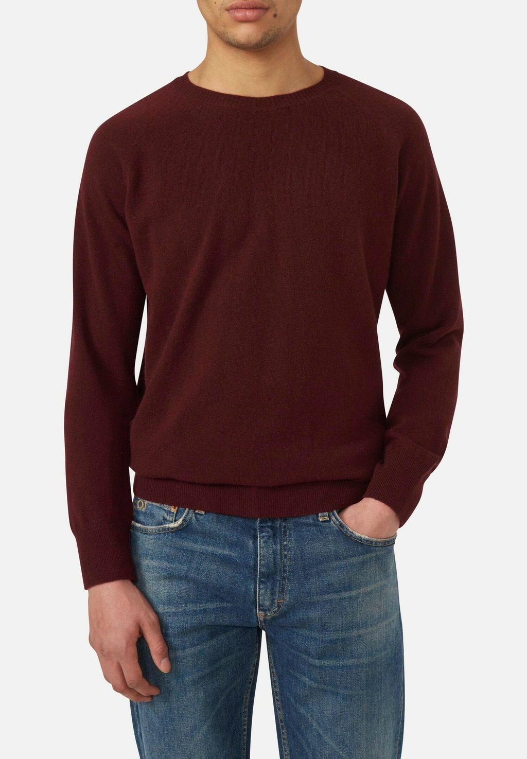 вязаный свитер patton oscar jacobson цвет dark grey Вязаный свитер GUSTAF ROUNDNECK Oscar Jacobson, цвет zinfandel red
